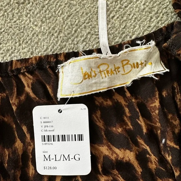 Leopard Print Off-Shoulder Blouse Jen’s Pirate Booty Free People - Picture 2 of 3